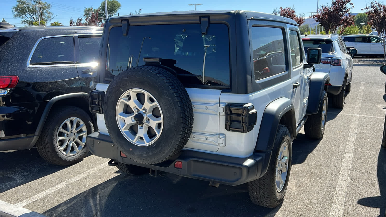 Thumbnail: 2021 Jeep Wrangler - 8