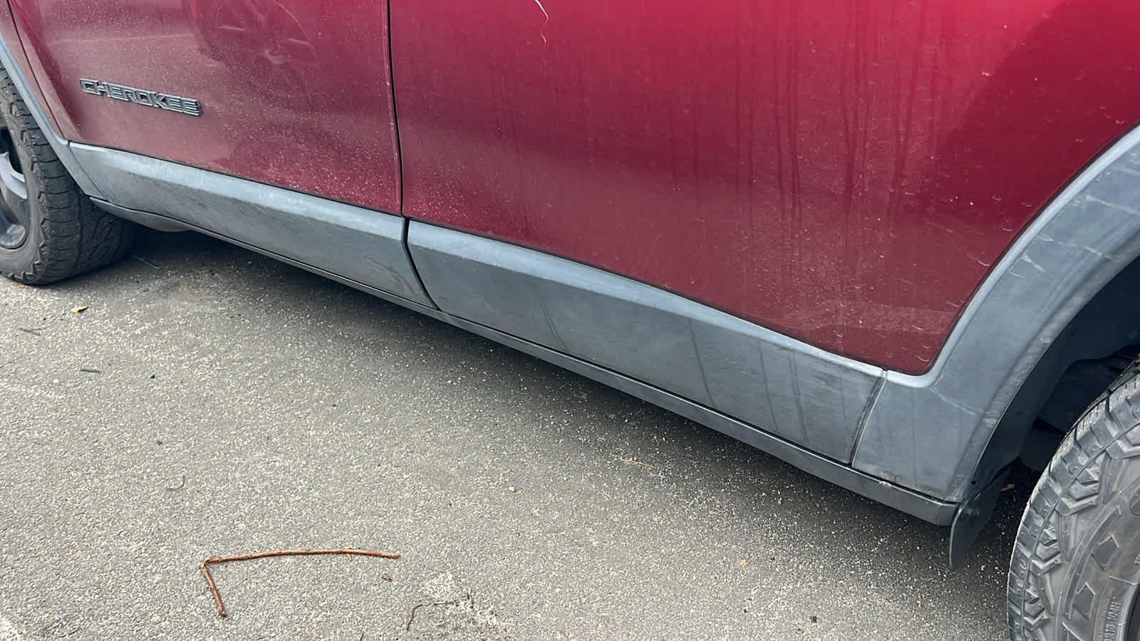 Thumbnail: 2020 Jeep Cherokee - 10