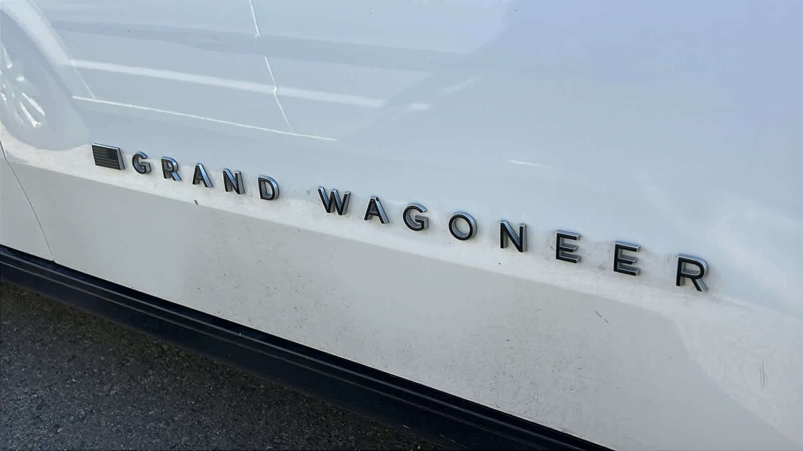 Thumbnail: 2024 Jeep Grand Wagoneer L - 5
