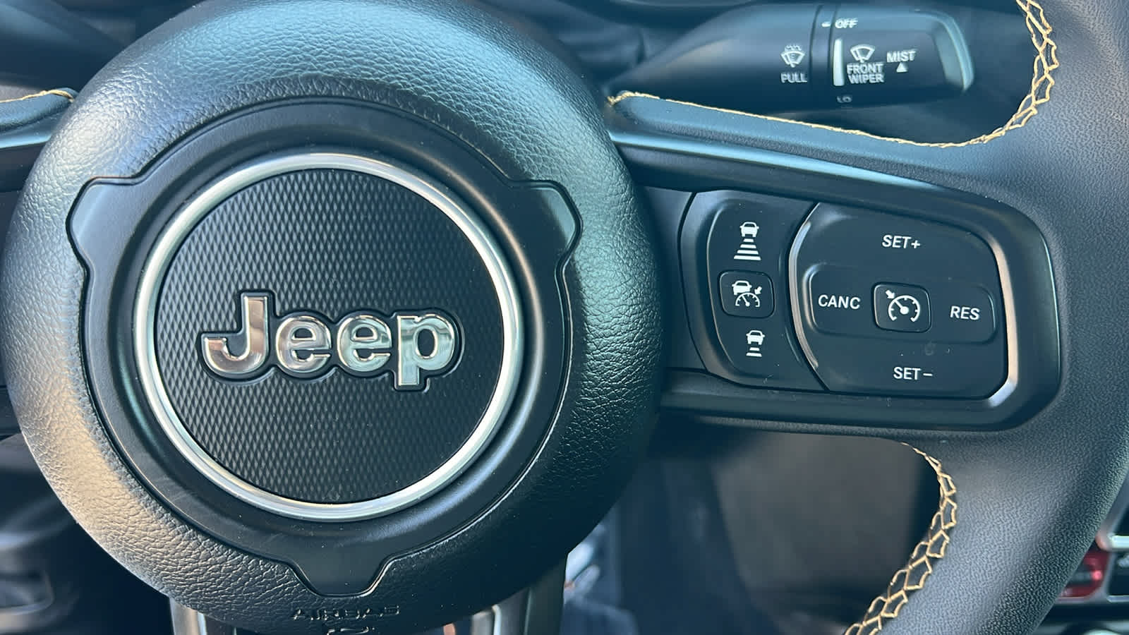 Thumbnail: 2024 Jeep Gladiator - 20