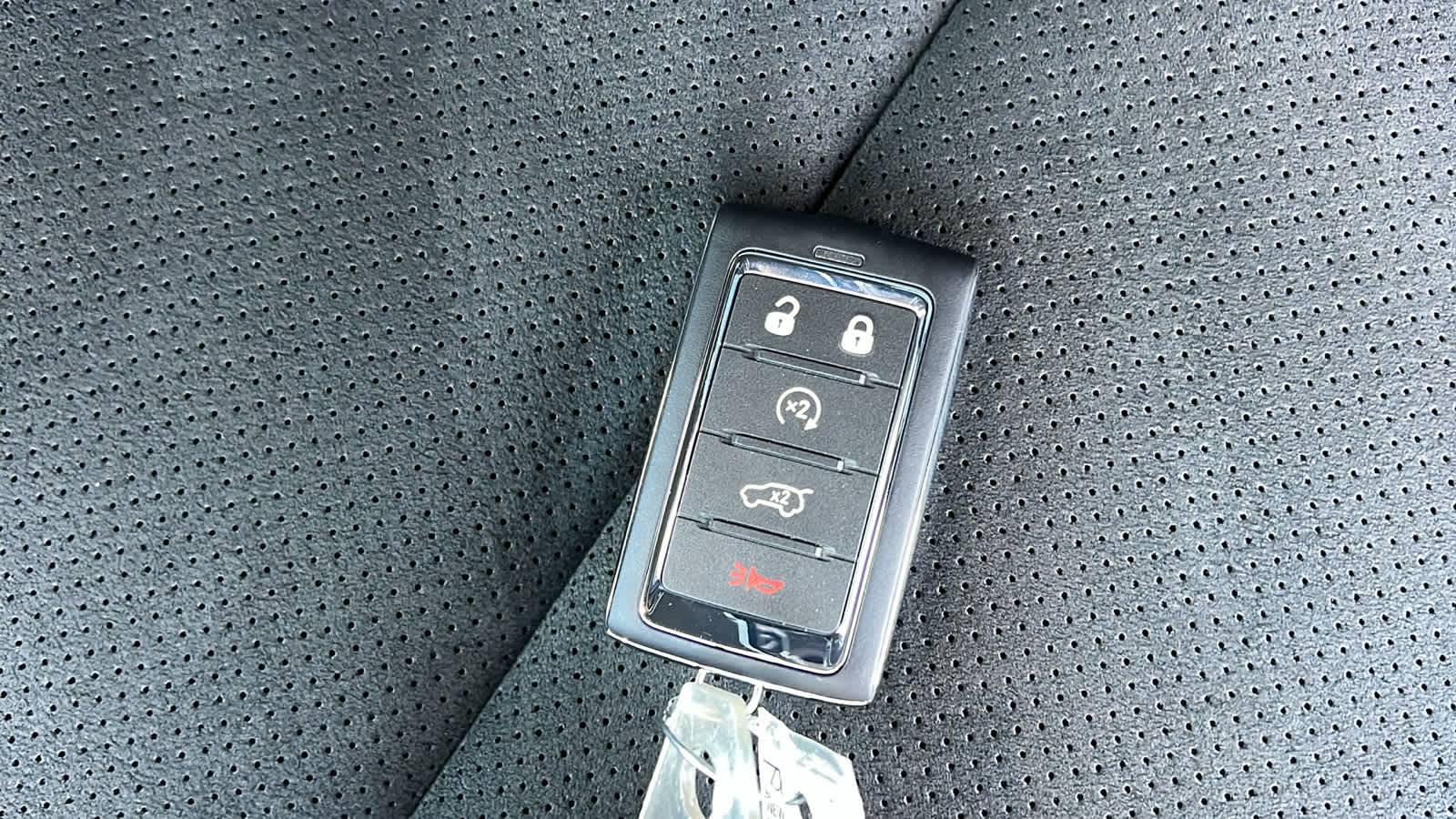Thumbnail: 2026 Jeep Grand Cherokee - 29