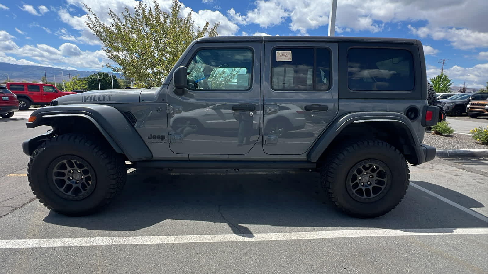 Thumbnail: 2023 Jeep Wrangler - 8