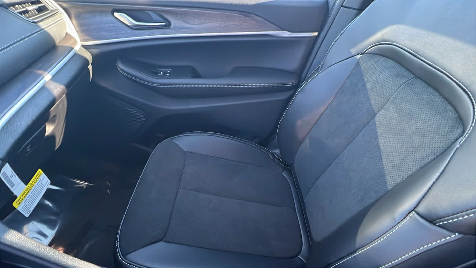 Thumbnail: 2026 Jeep Grand Cherokee - 12