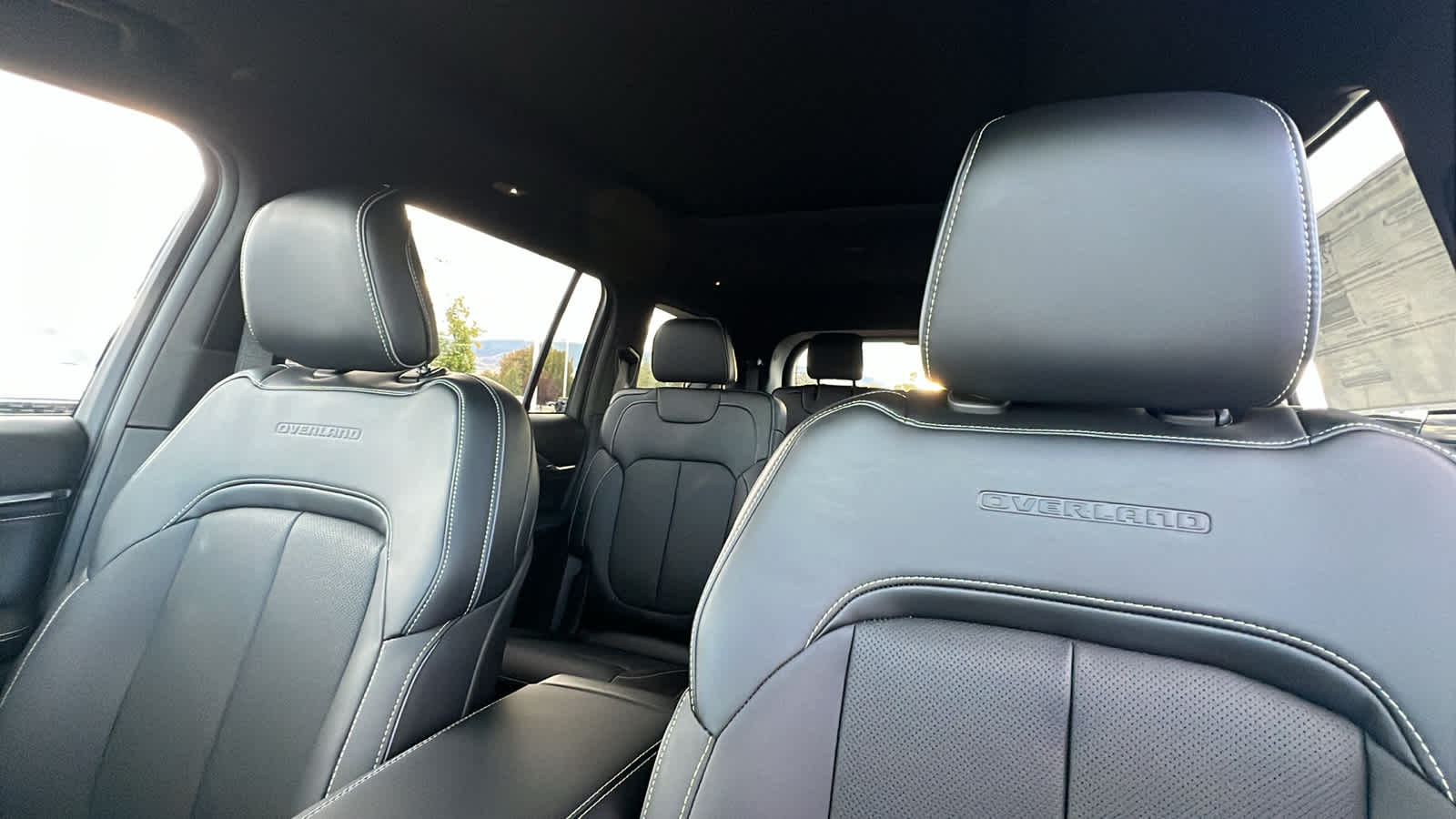 Thumbnail: 2025 Jeep Grand Cherokee L - 11