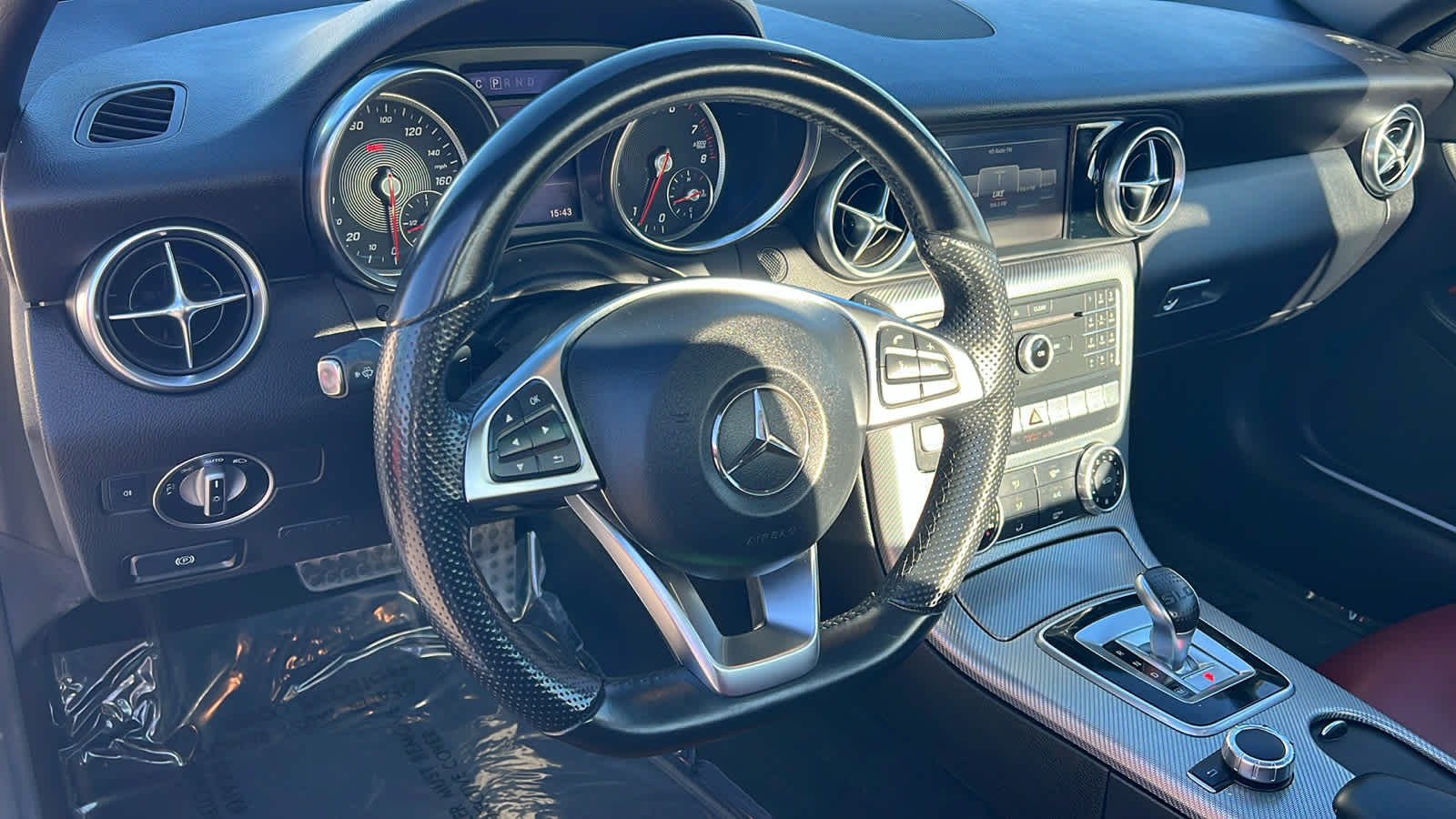 Thumbnail: 2017 Mercedes-Benz SLC - 10