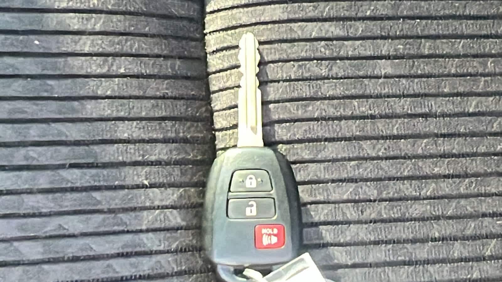 Thumbnail: 2021 Toyota 4Runner - 29