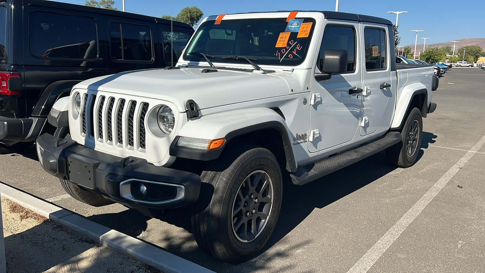 Thumbnail: 2021 Jeep Gladiator - 1