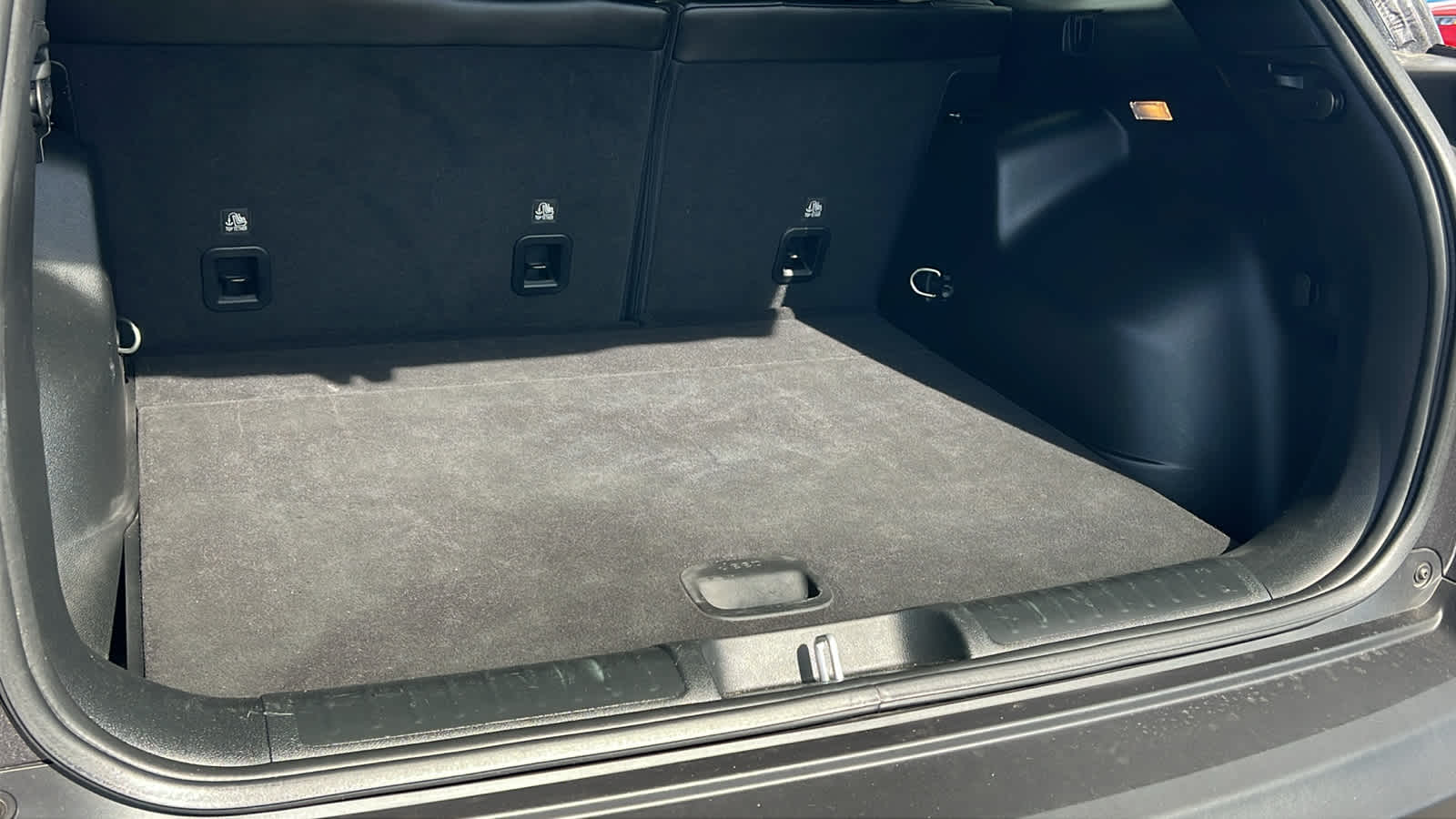 Thumbnail: 2023 Jeep Cherokee - 27