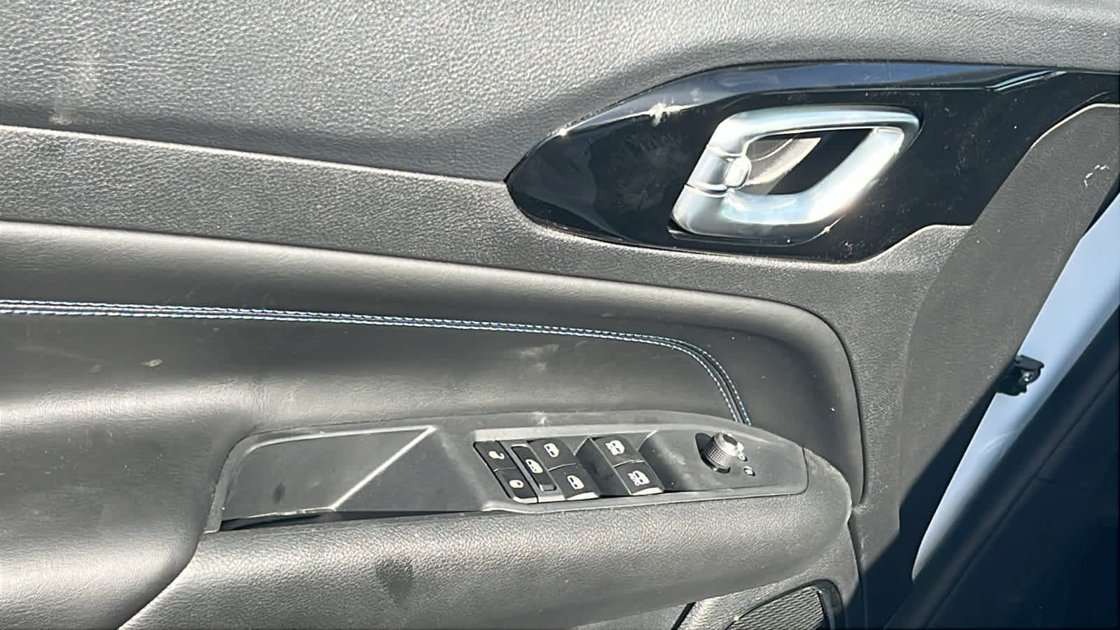 Thumbnail: 2026 Jeep Compass - 22