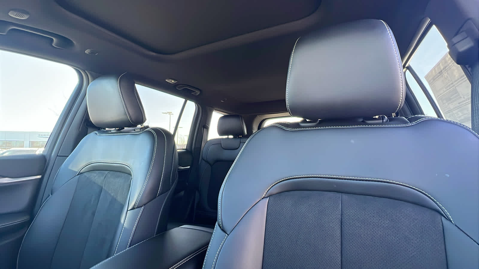 Thumbnail: 2026 Jeep Grand Cherokee - 11