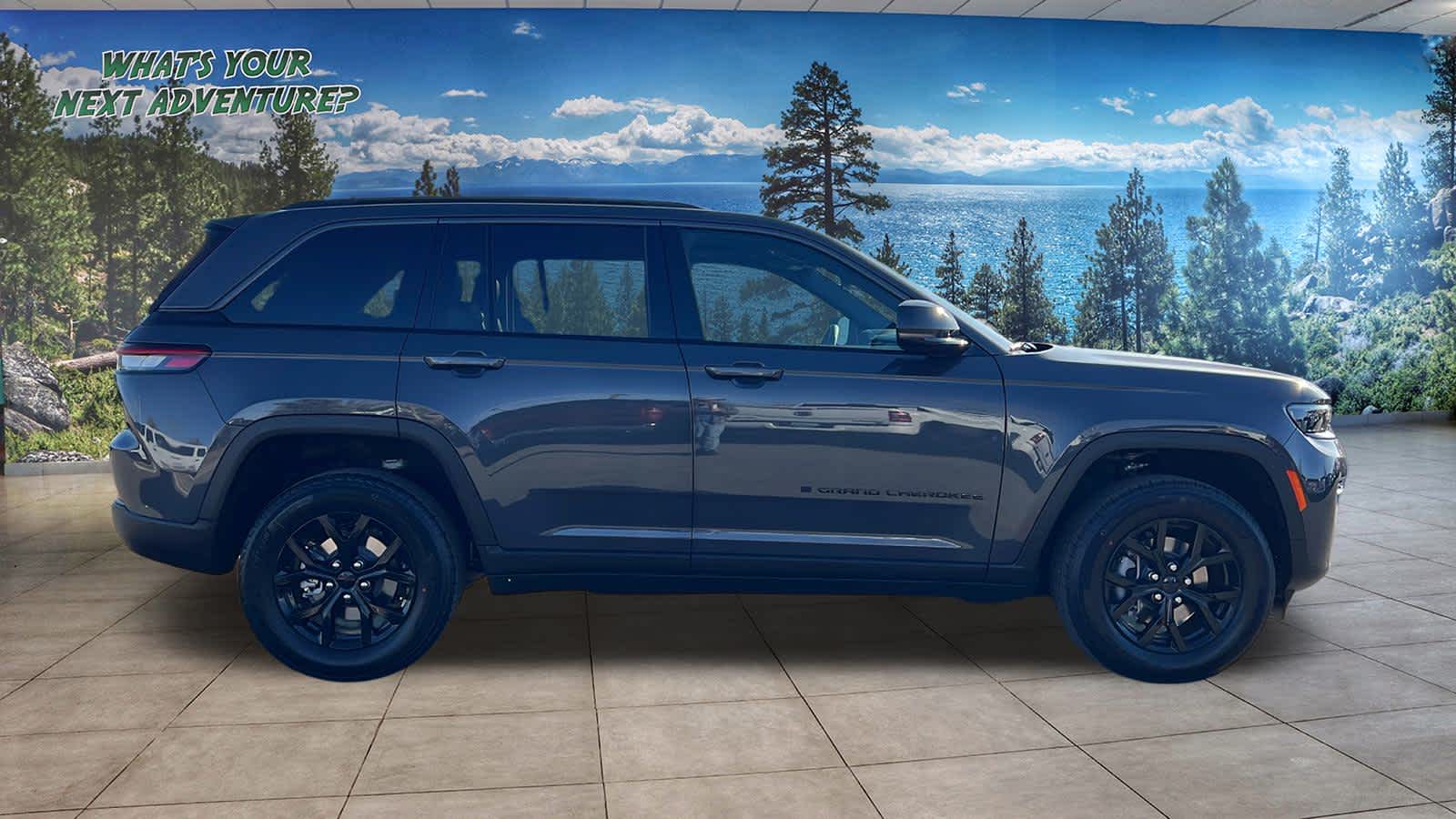 Thumbnail: 2026 Jeep Grand Cherokee - 4