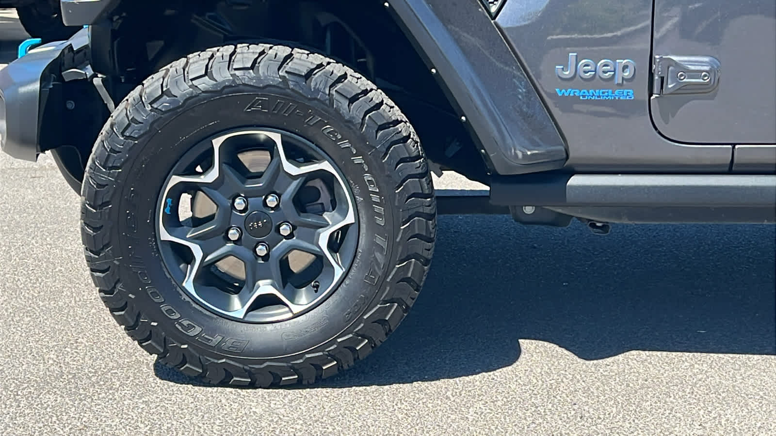 Thumbnail: 2022 Jeep Wrangler - 8
