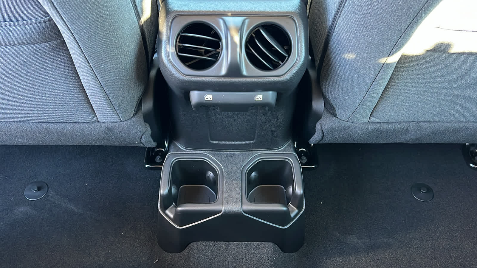 Thumbnail: 2026 Jeep Gladiator - 25