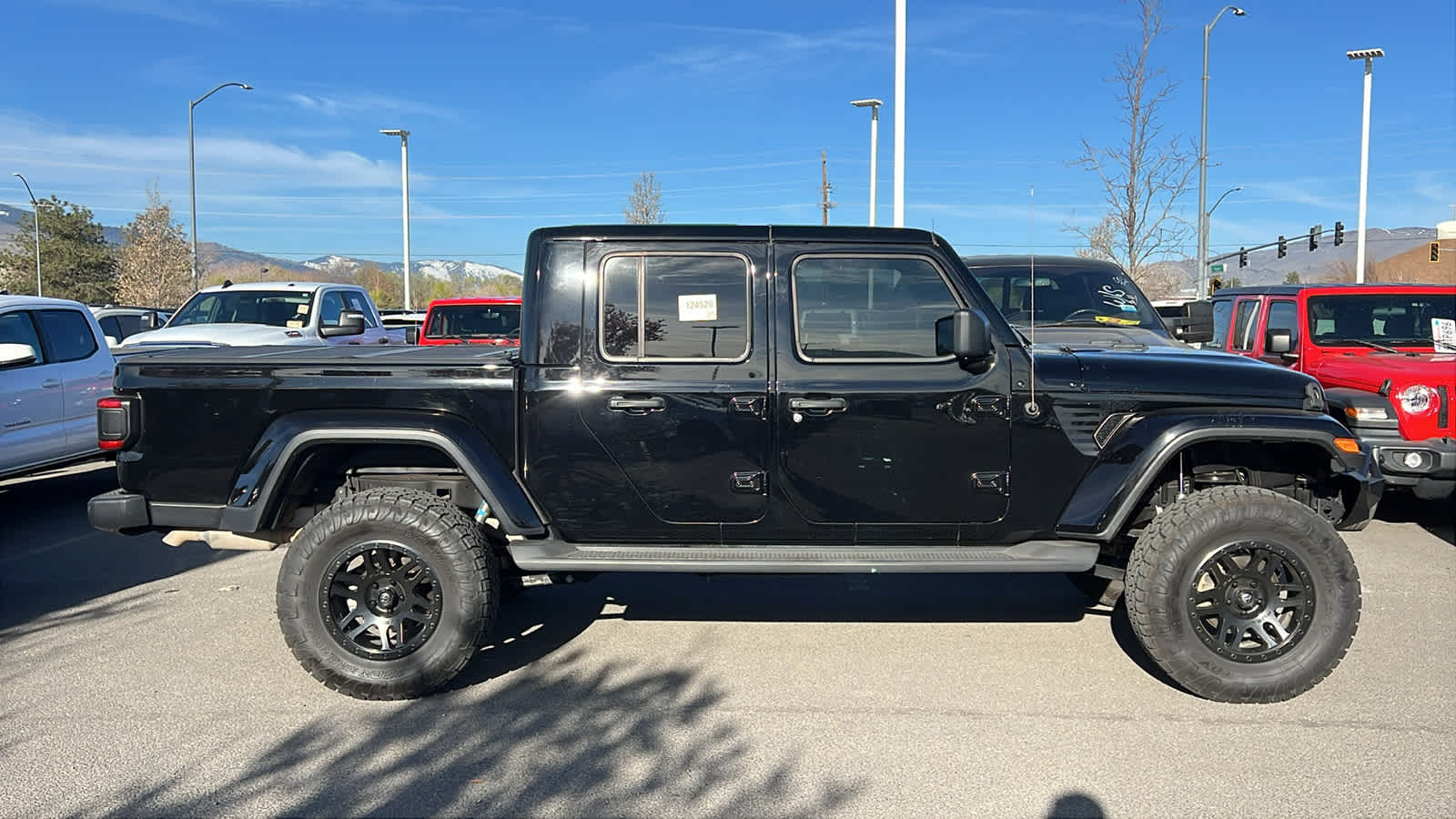 Thumbnail: 2021 Jeep Gladiator - 5