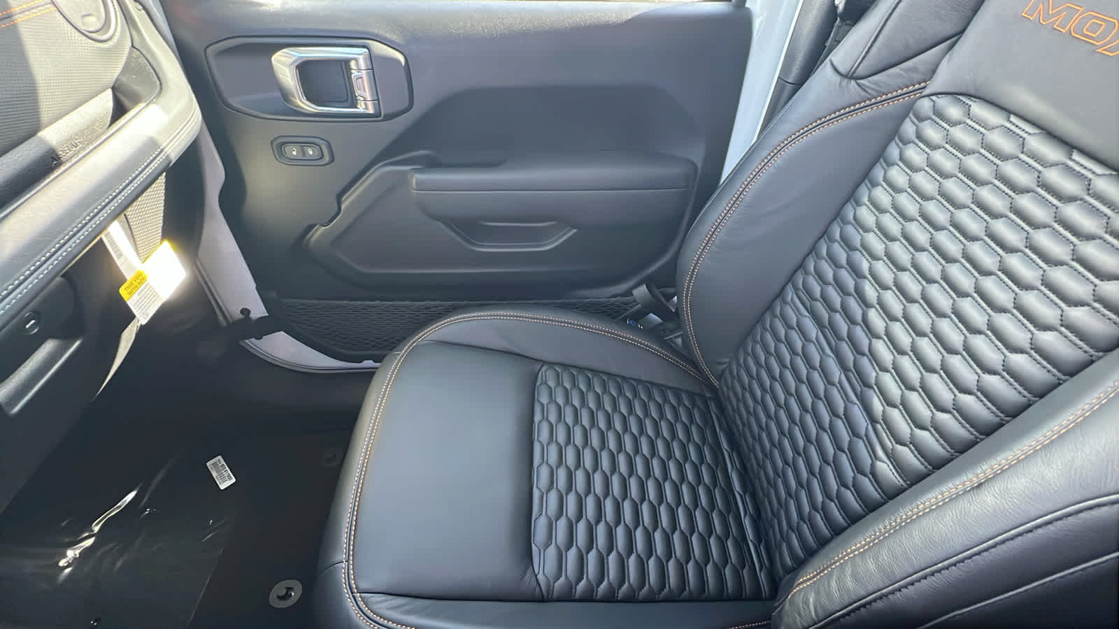 Thumbnail: 2026 Jeep Gladiator - 12