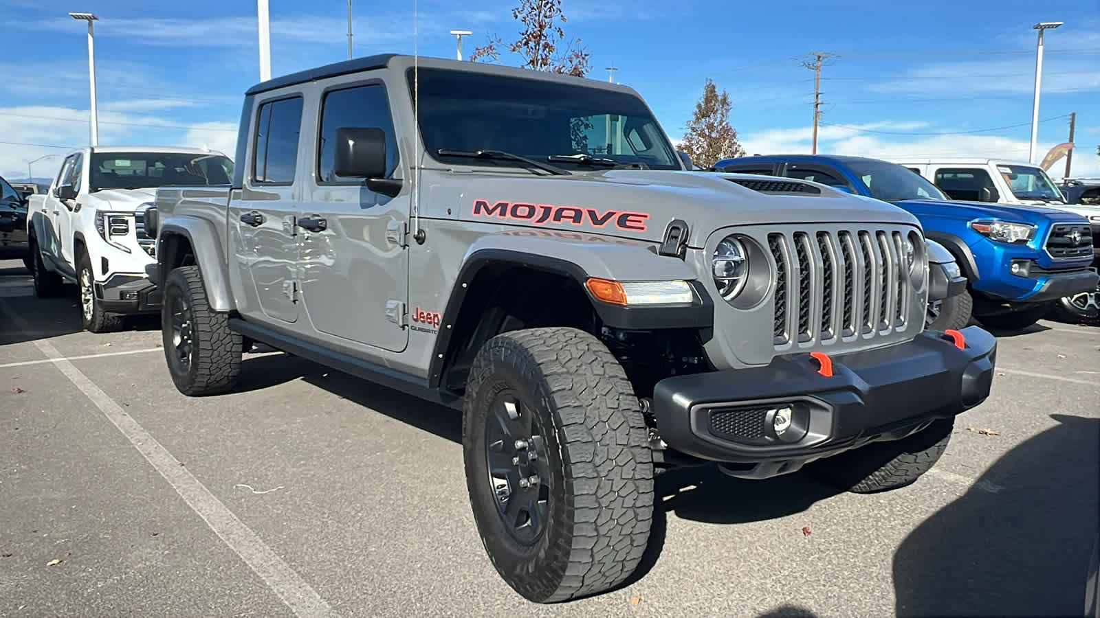 2022 Jeep Gladiator Mojave photo 2