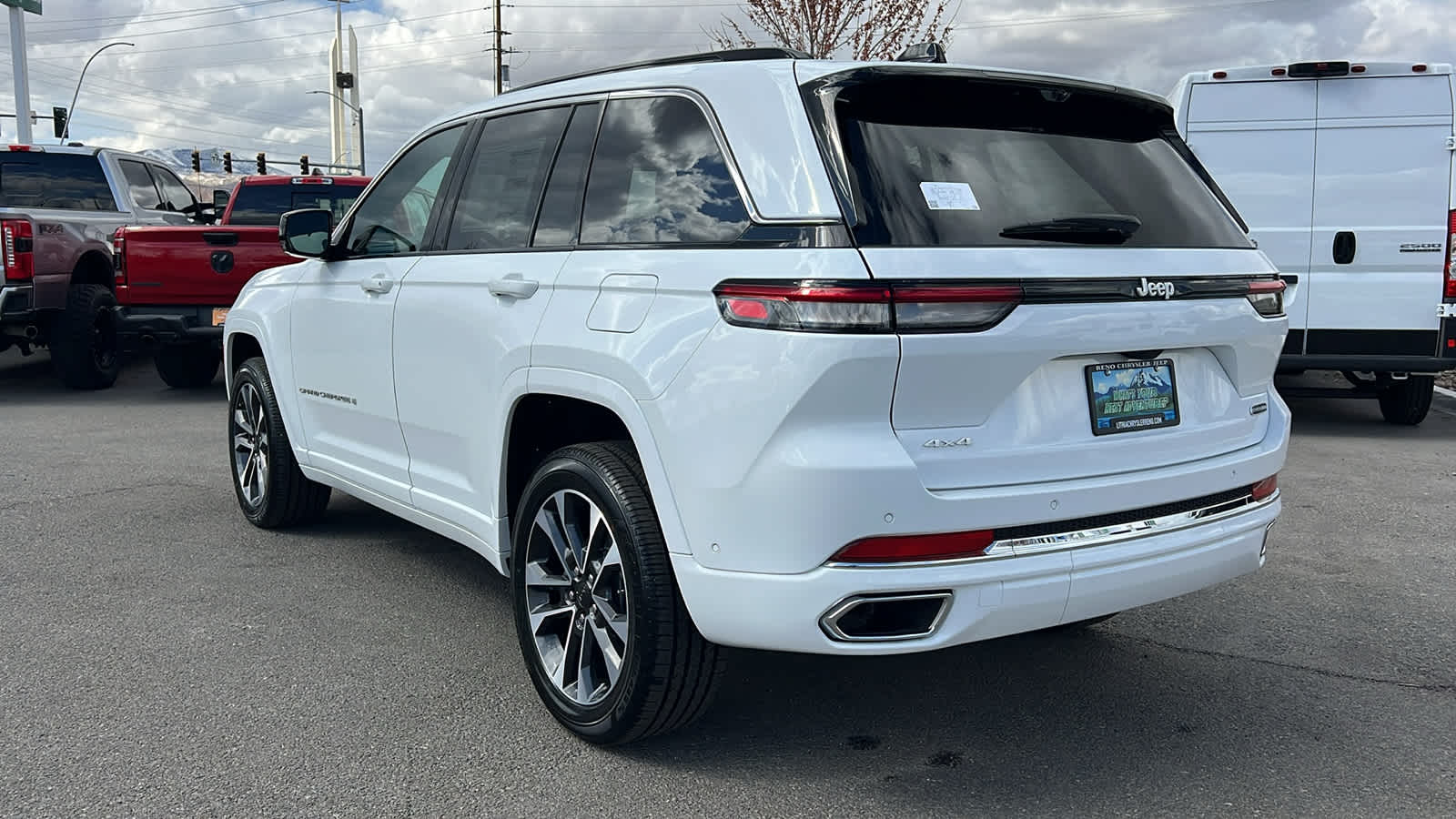 Thumbnail: 2025 Jeep Grand Cherokee - 7