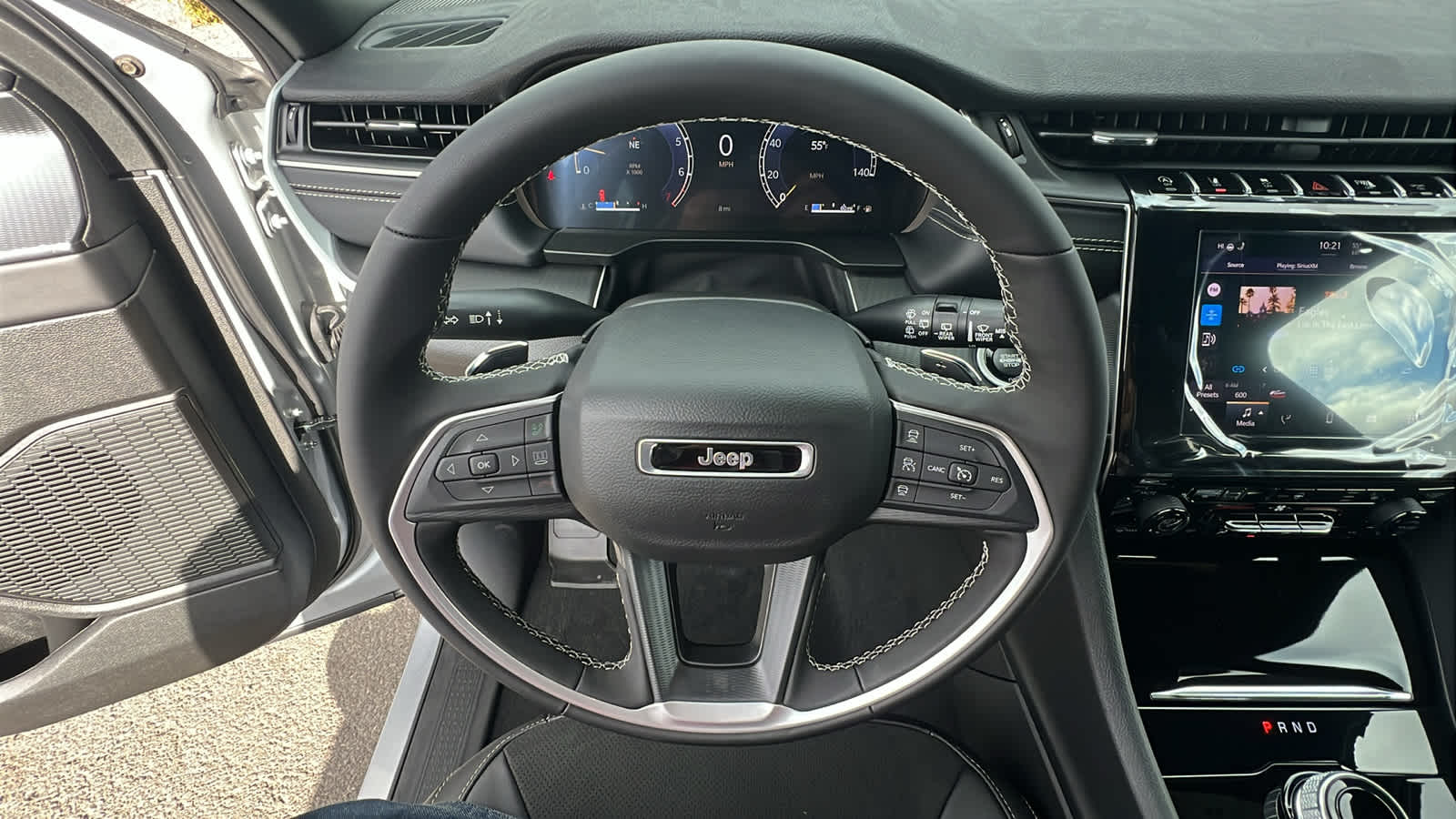 Thumbnail: 2025 Jeep Grand Cherokee - 18