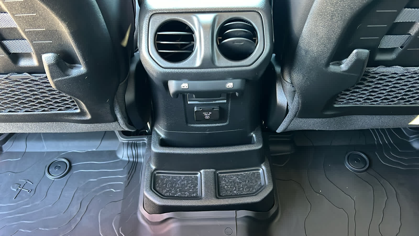 Thumbnail: 2023 Jeep Wrangler - 25