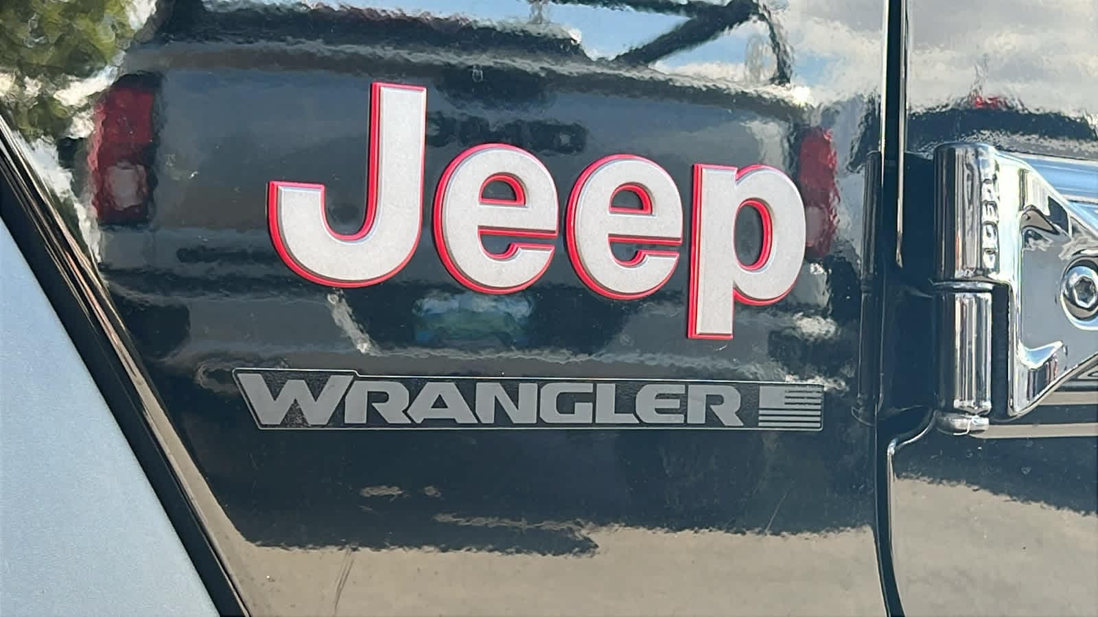 Thumbnail: 2024 Jeep Wrangler - 28