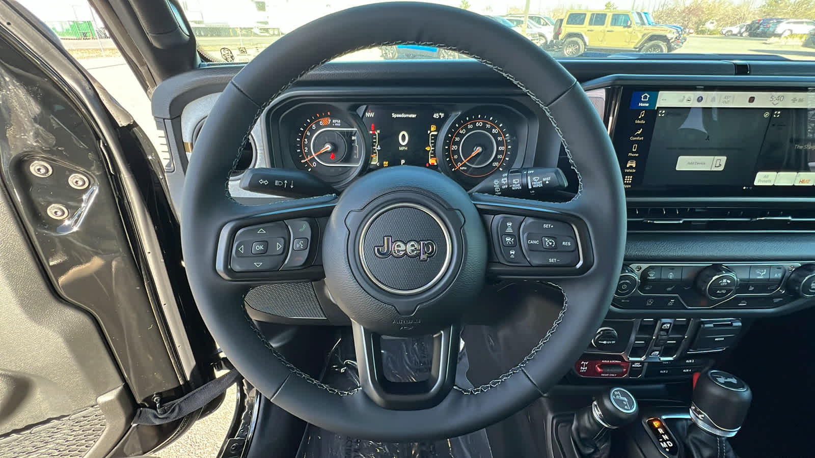 Thumbnail: 2026 Jeep Wrangler - 18