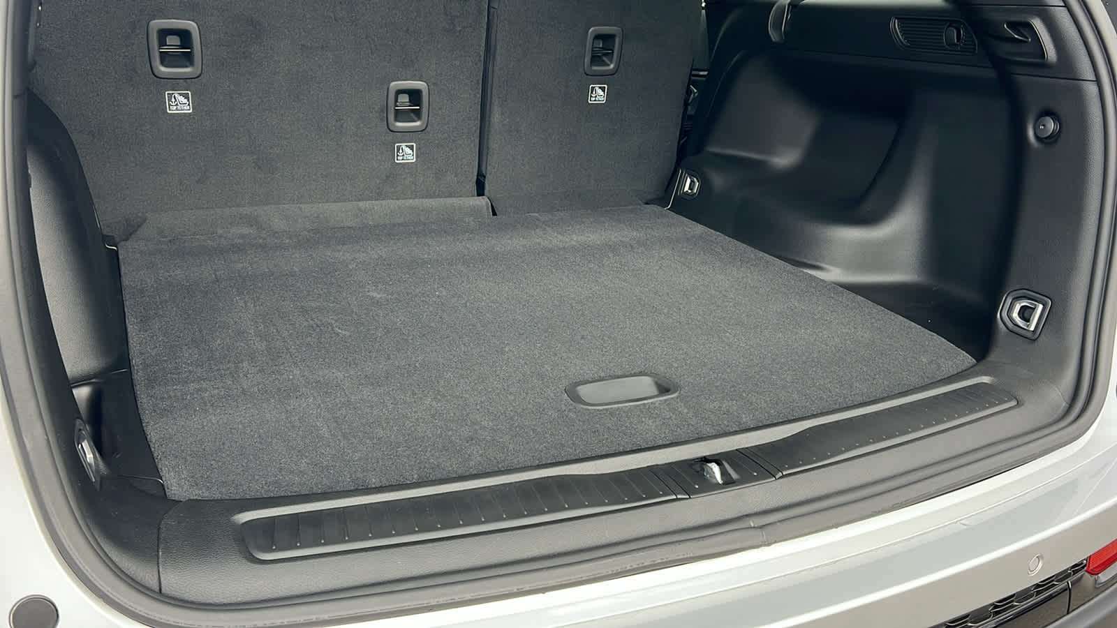 Thumbnail: 2025 Jeep Grand Cherokee - 27