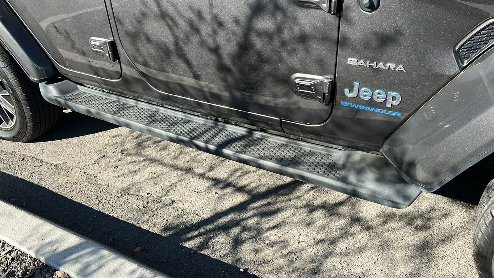 Thumbnail: 2023 Jeep Wrangler - 5