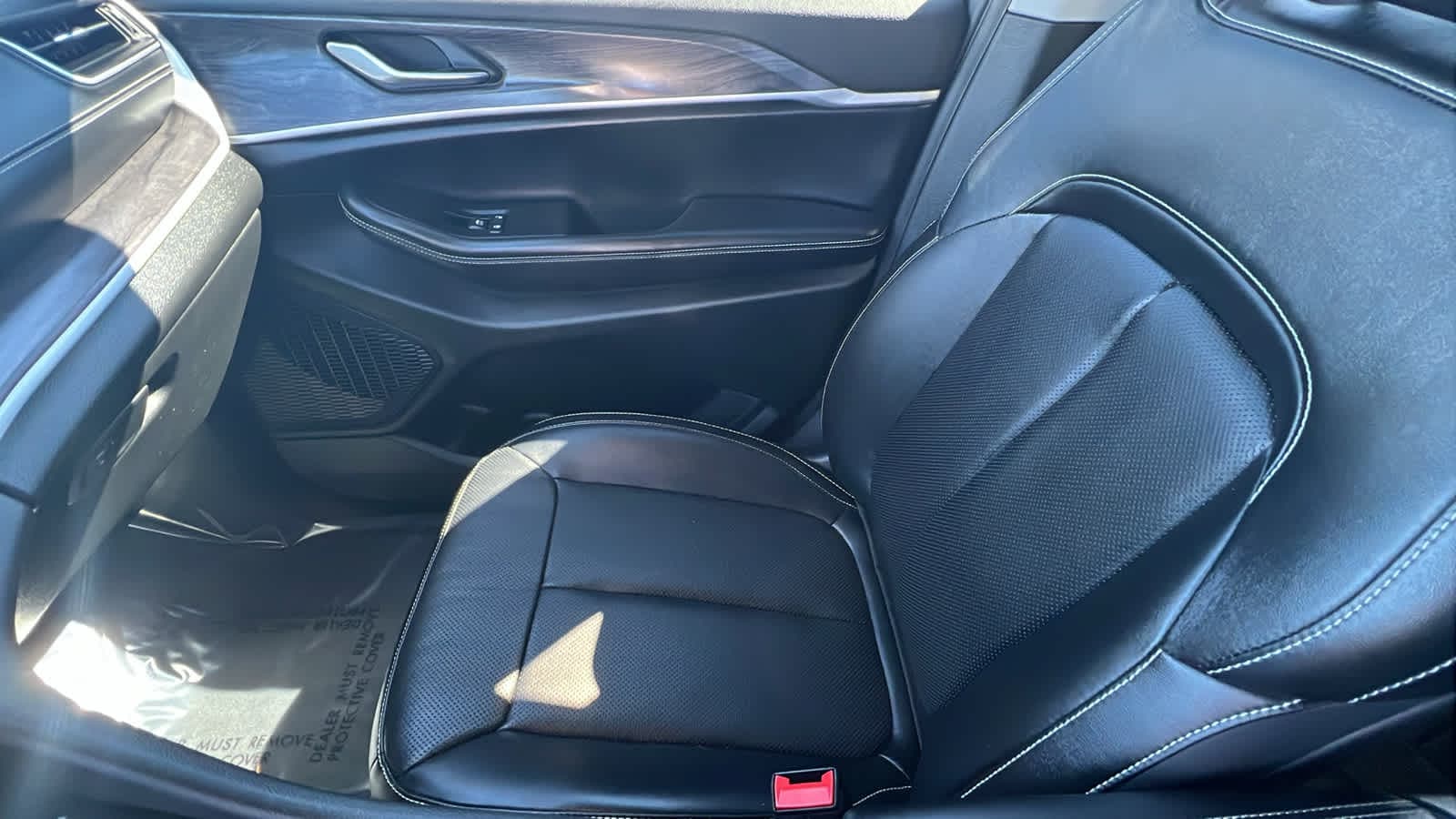 Thumbnail: 2023 Jeep Grand Cherokee - 12