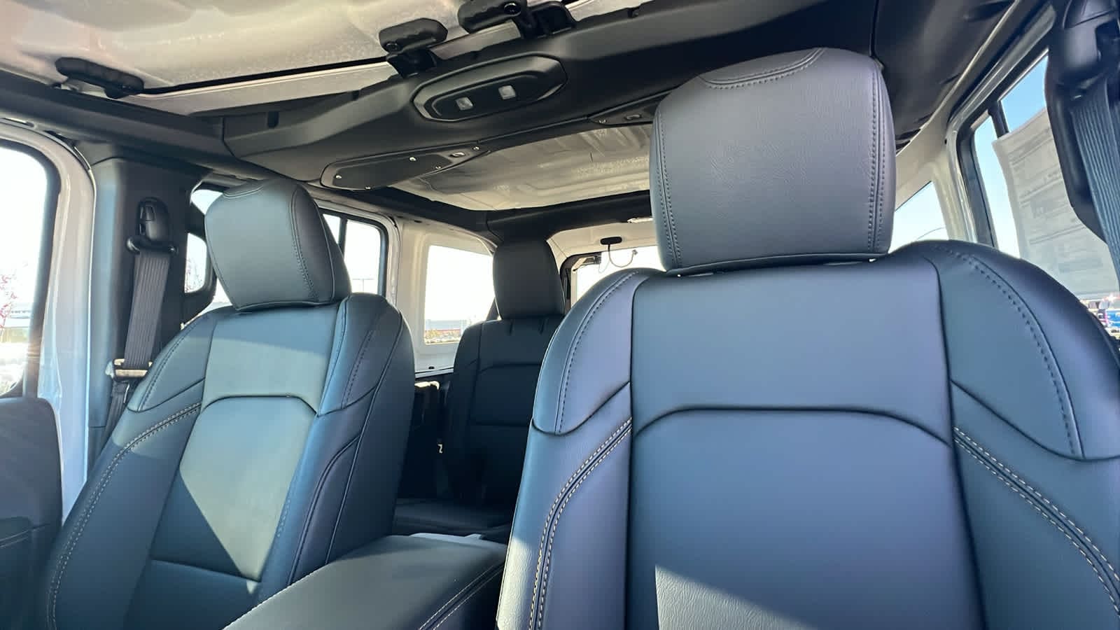 Thumbnail: 2026 Jeep Wrangler - 11