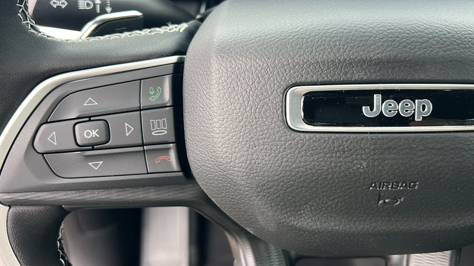 Thumbnail: 2025 Jeep Grand Cherokee - 19