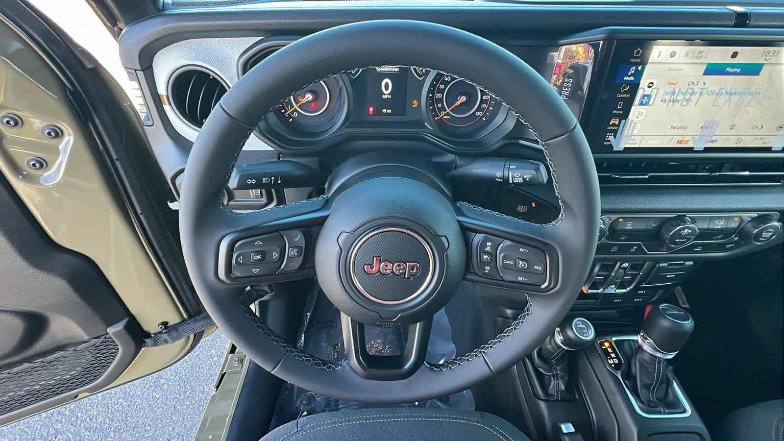 Thumbnail: 2026 Jeep Gladiator - 18