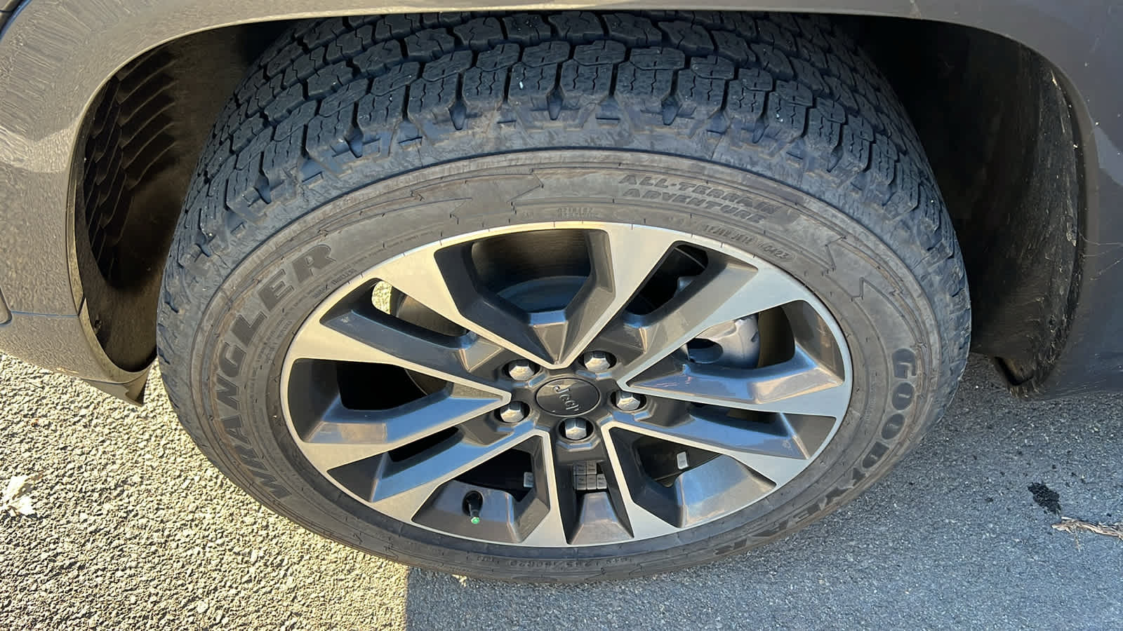 Thumbnail: 2024 Jeep Grand Cherokee - 5