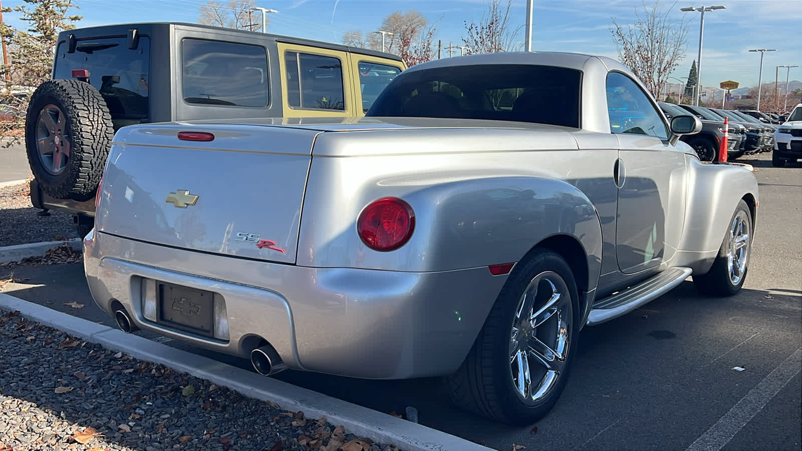 Thumbnail: 2005 Chevrolet SSR - 4