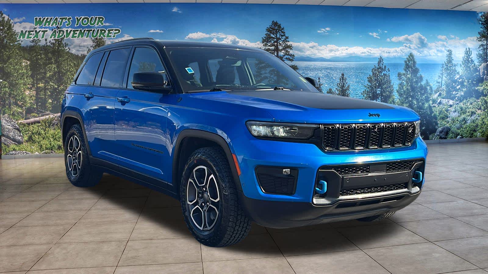 Thumbnail: 2022 Jeep Grand Cherokee - 3