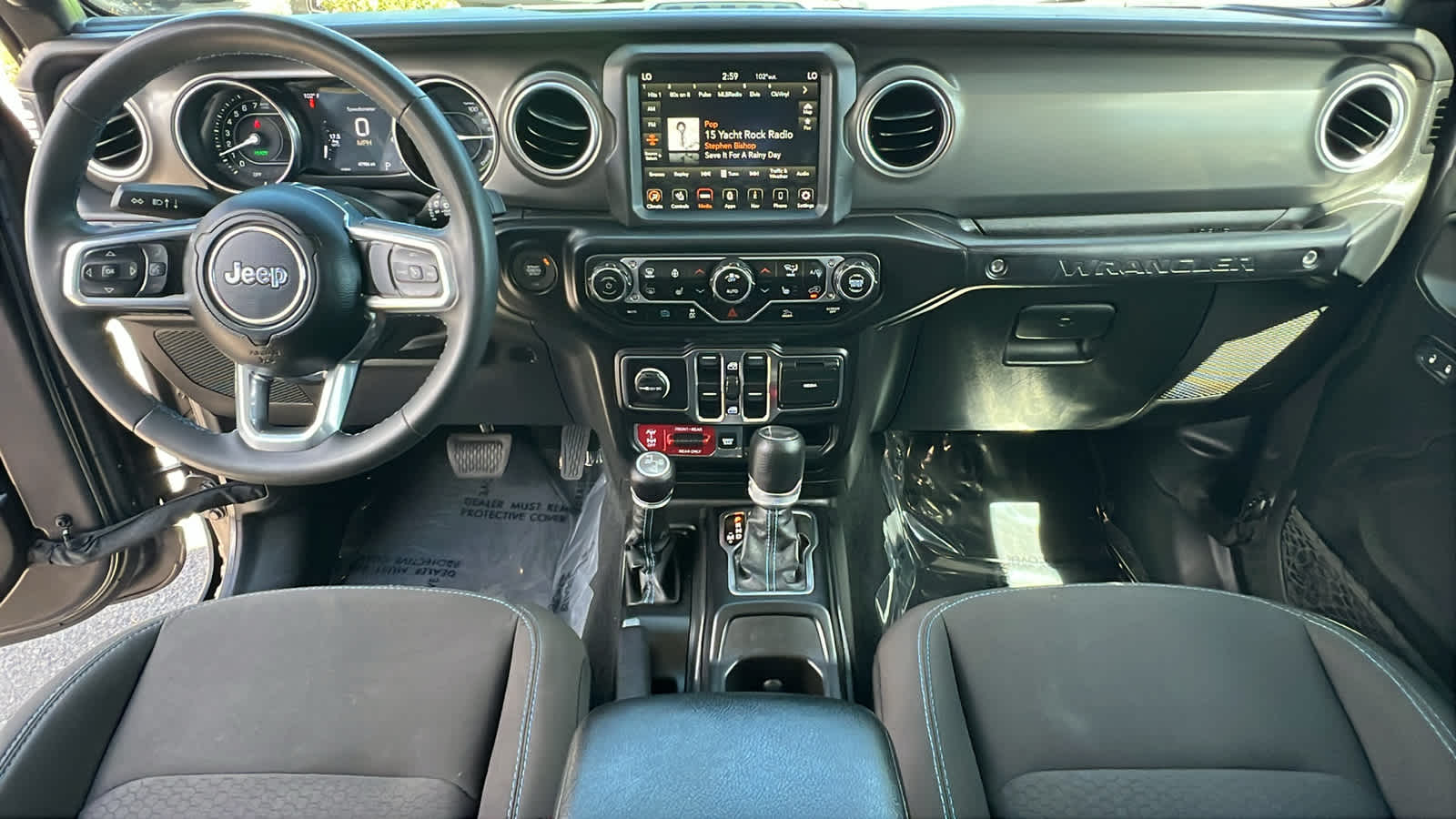 Thumbnail: 2023 Jeep Wrangler - 26