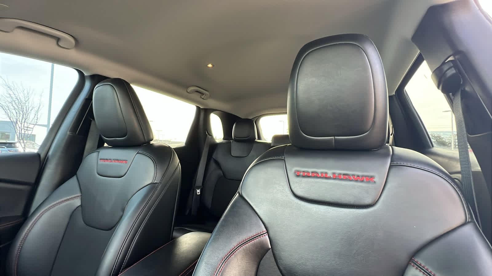 Thumbnail: 2022 Jeep Cherokee - 11