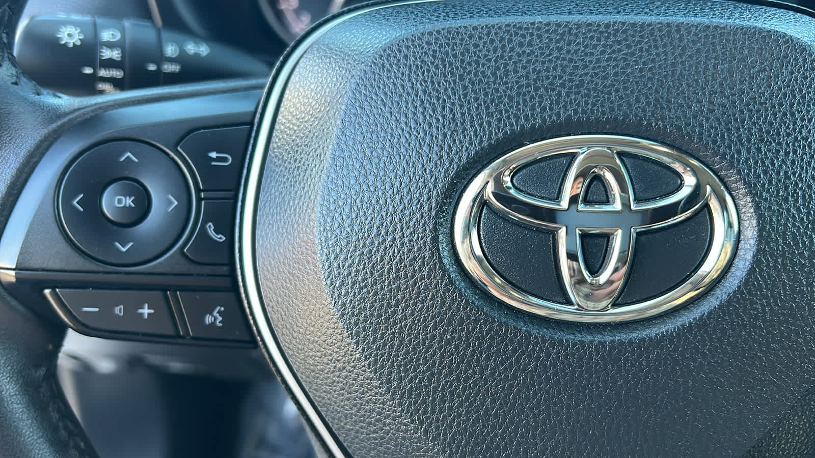 Thumbnail: 2024 Toyota RAV4 - 19