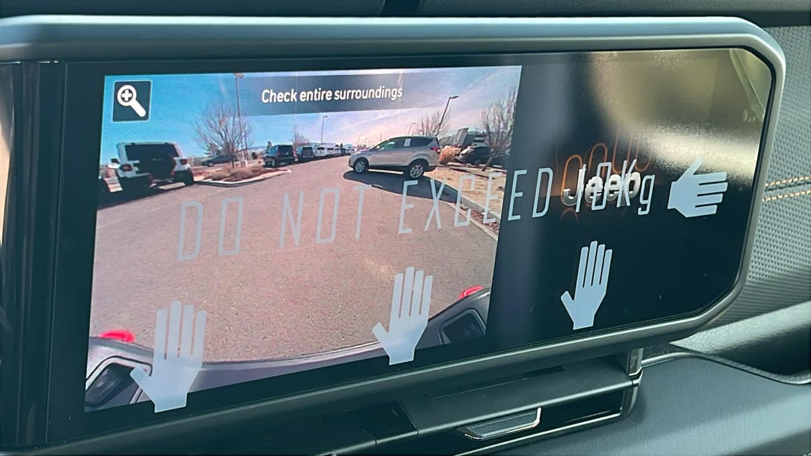 Thumbnail: 2026 Jeep Gladiator - 16