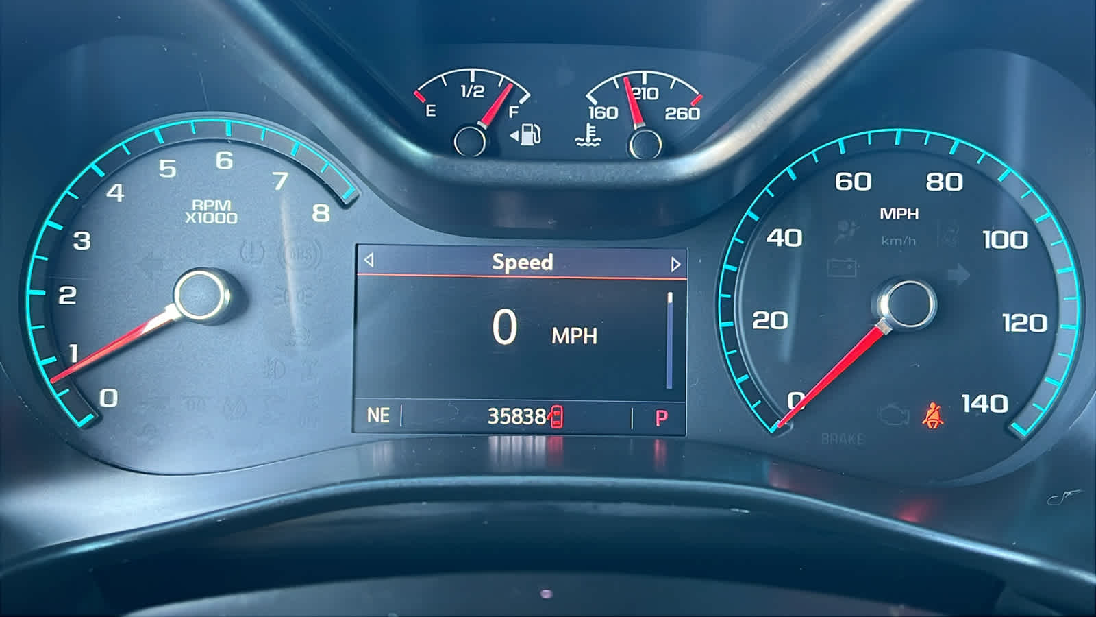 Thumbnail: 2019 Chevrolet Colorado - 21