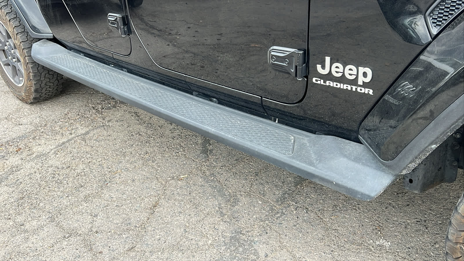 Thumbnail: 2022 Jeep Gladiator - 7