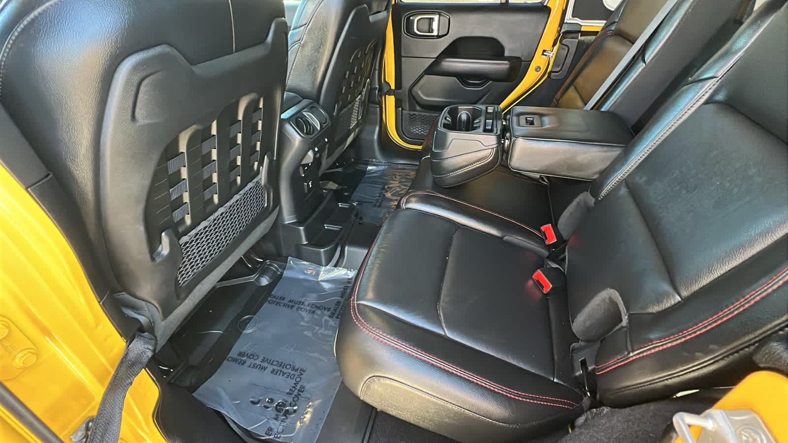 Thumbnail: 2019 Jeep Wrangler - 24