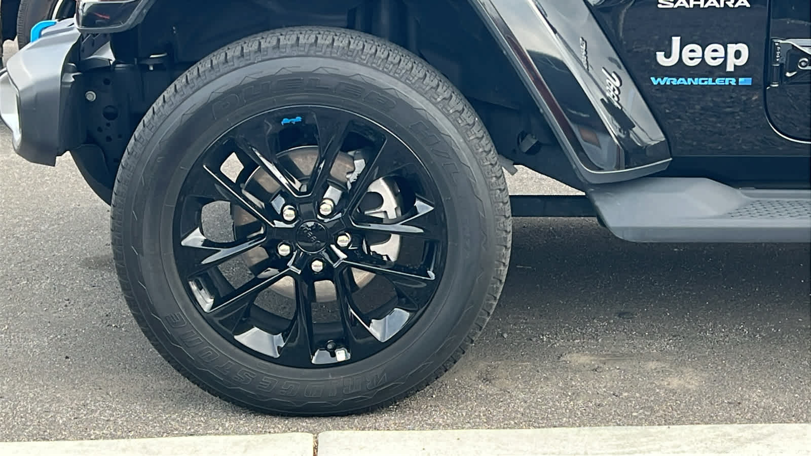 Thumbnail: 2023 Jeep Wrangler - 10