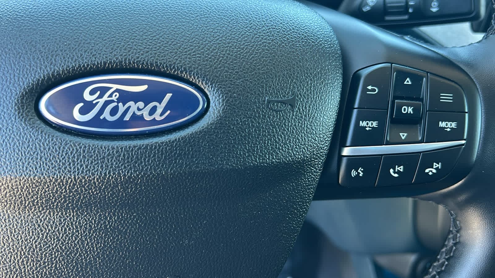 Thumbnail: 2025 Ford Maverick - 20