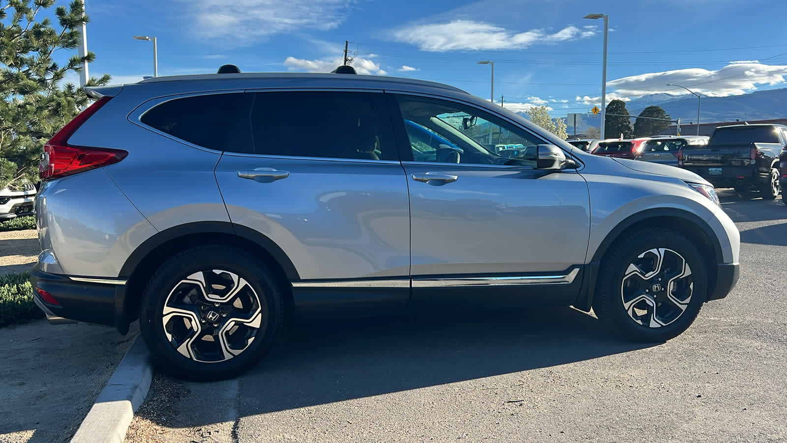 Thumbnail: 2017 Honda CR-V - 4