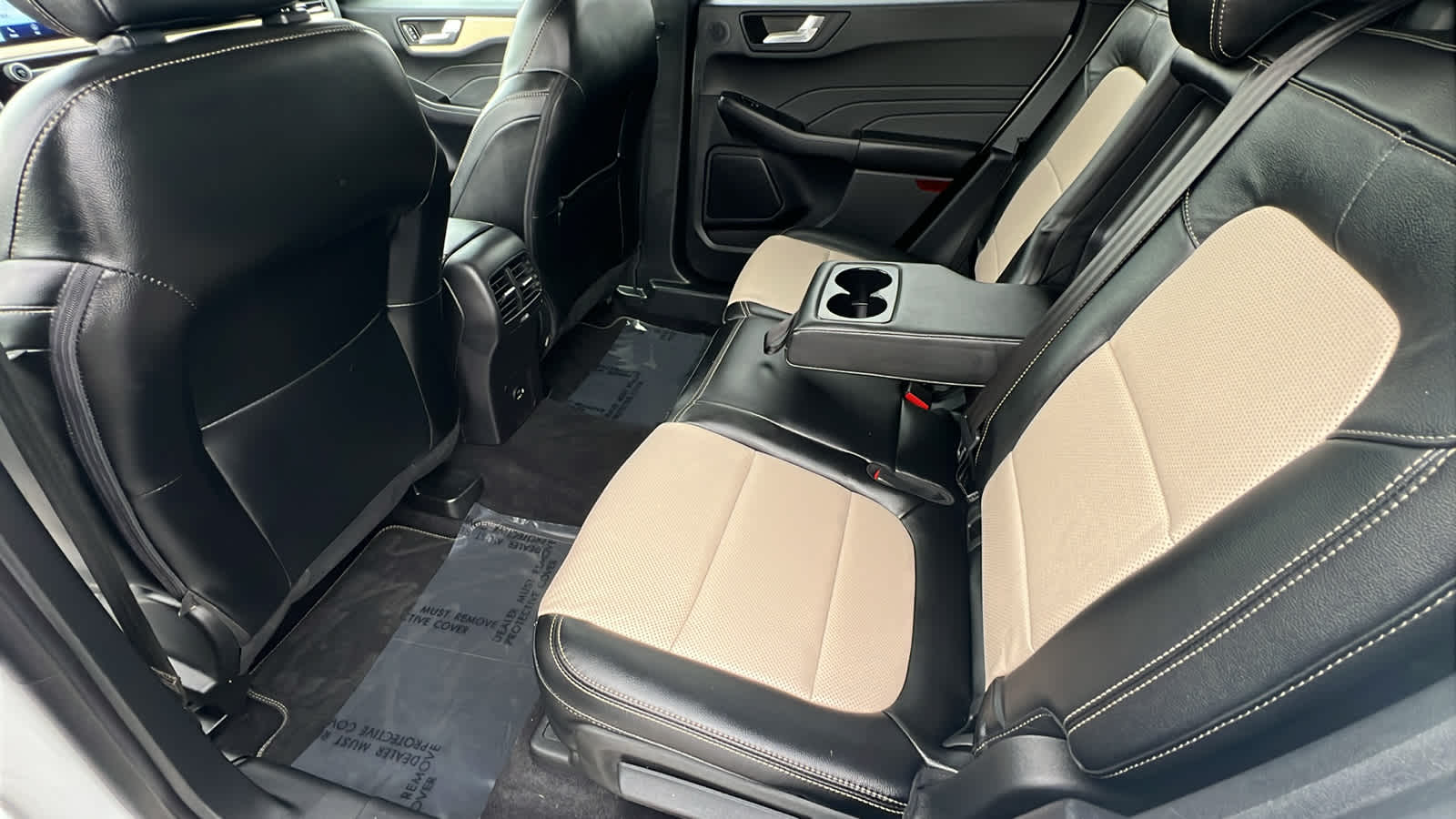 Thumbnail: 2022 Ford Escape - 24