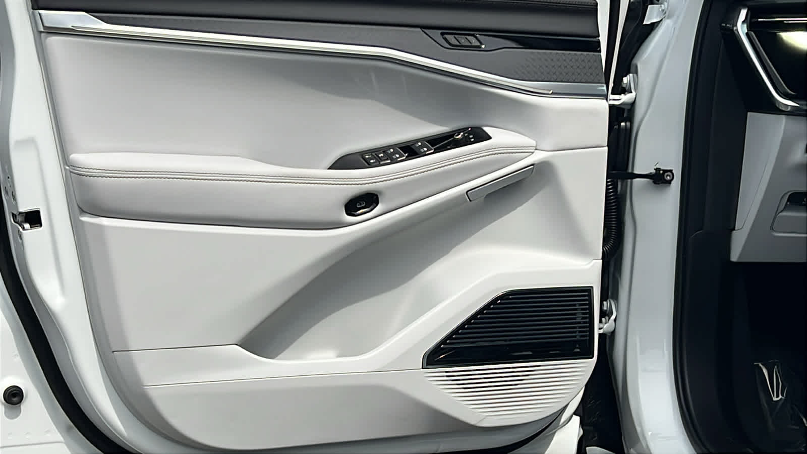 Thumbnail: 2025 Jeep Wagoneer S - 23