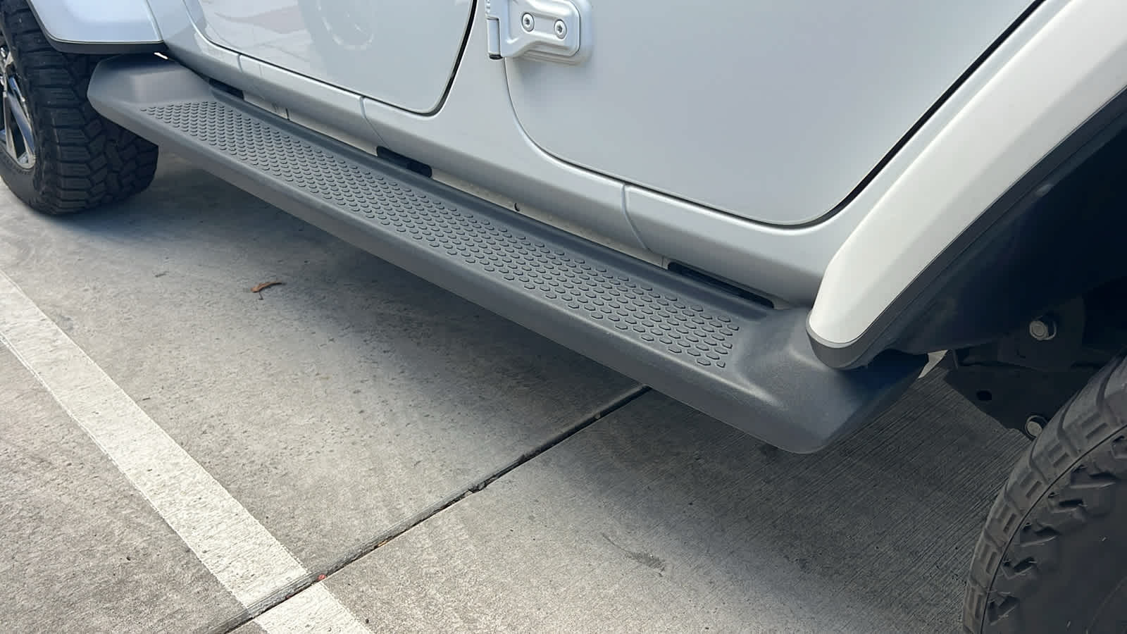 Thumbnail: 2021 Jeep Wrangler - 10