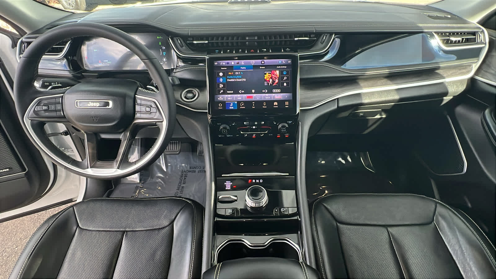 Thumbnail: 2022 Jeep Grand Cherokee - 26