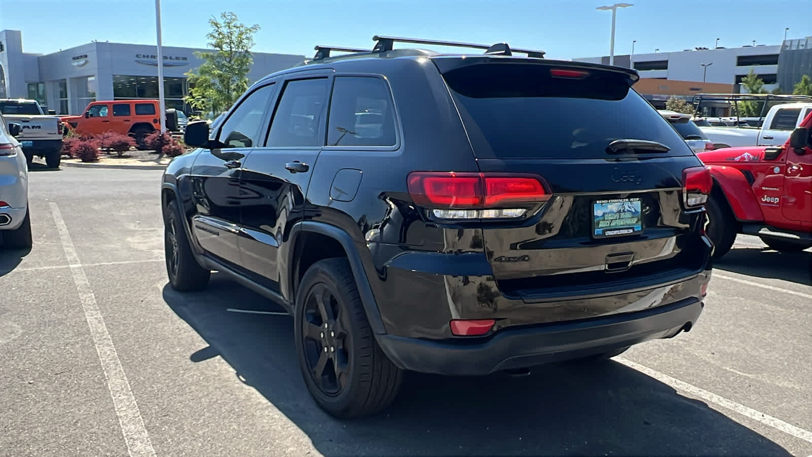 Thumbnail: 2019 Jeep Grand Cherokee - 7