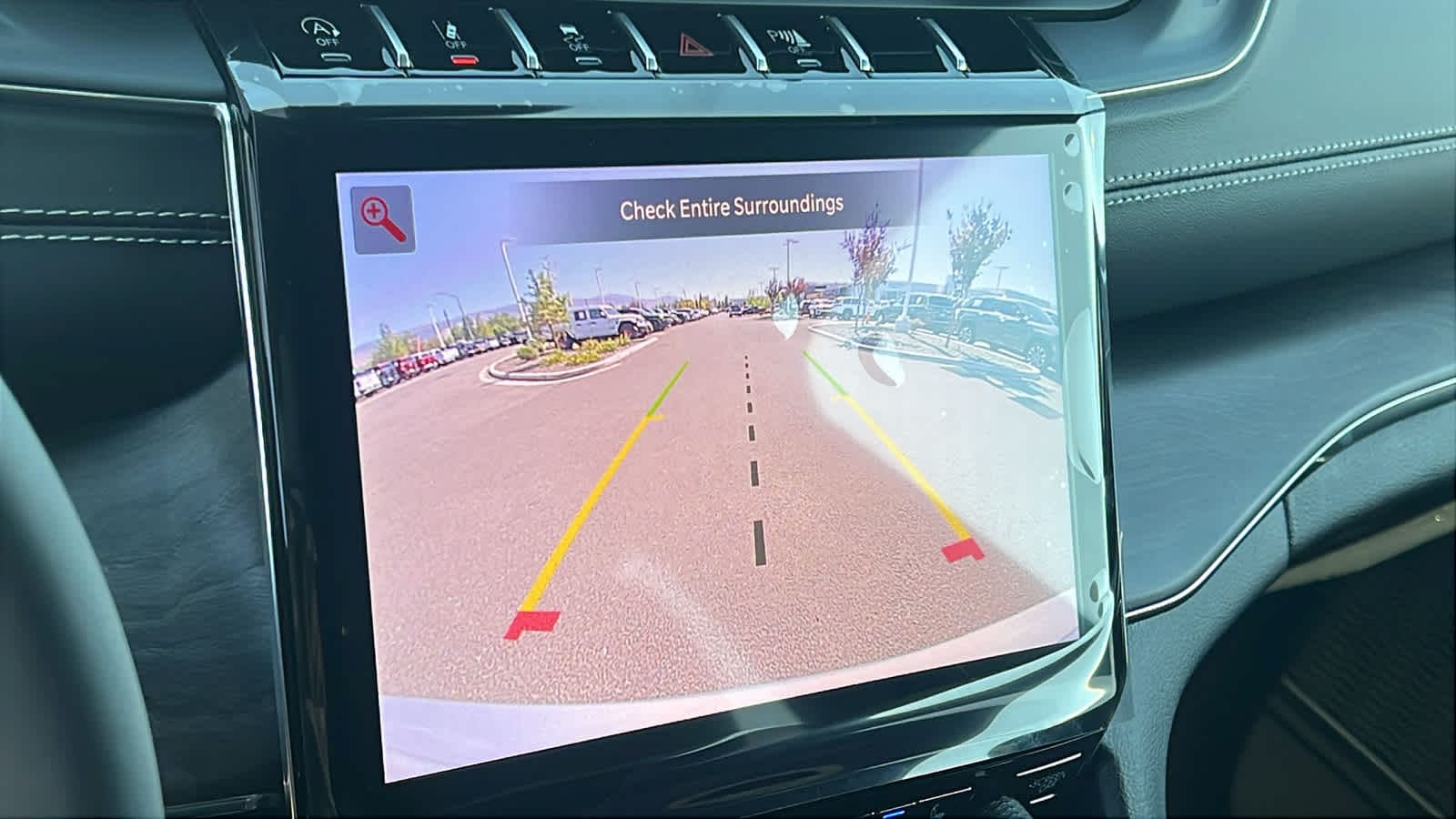 Thumbnail: 2025 Jeep Grand Cherokee L - 16